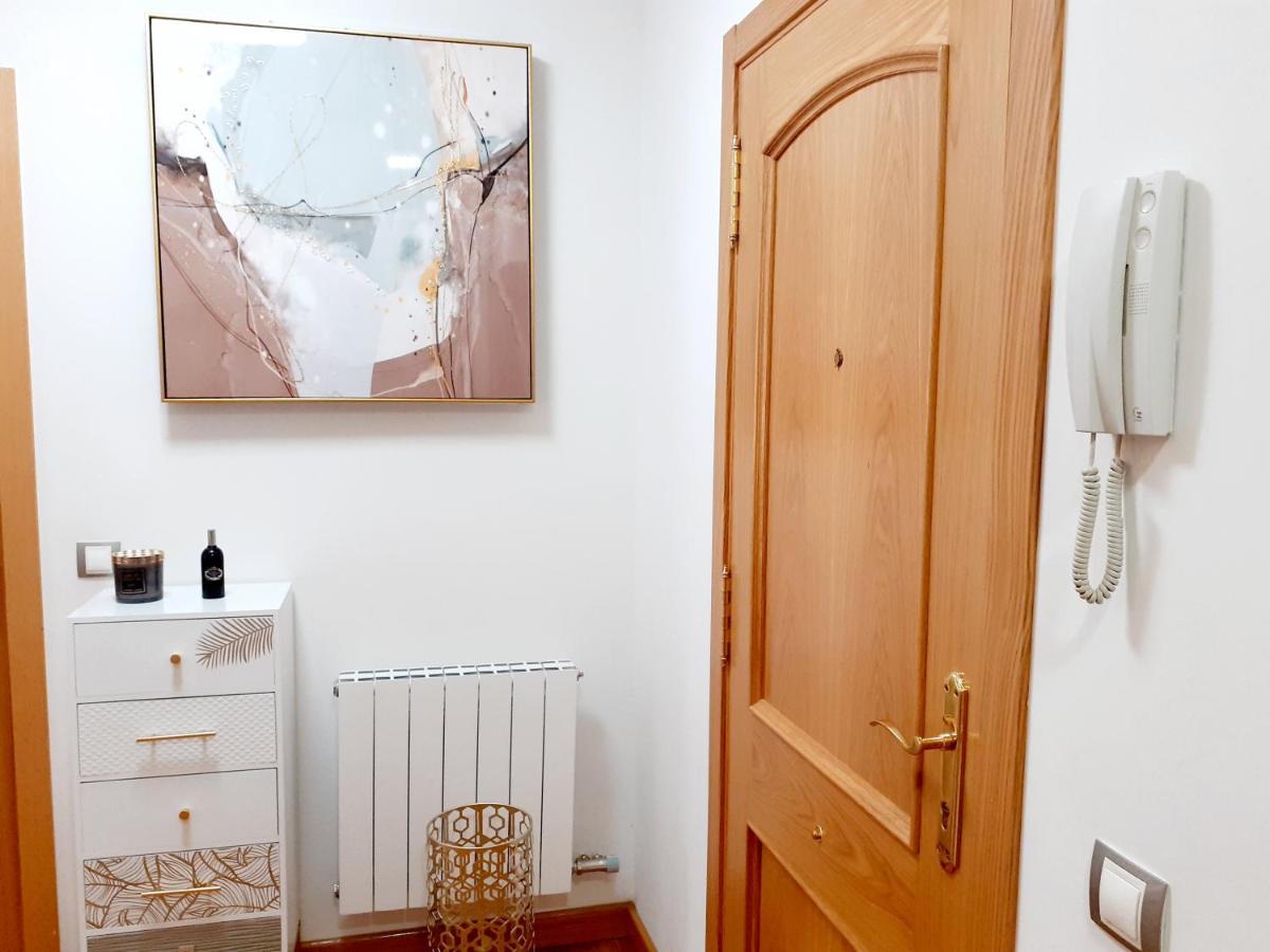 Apartamento Con Jardin Marbles เอซกาไรย์ ภายนอก รูปภาพ